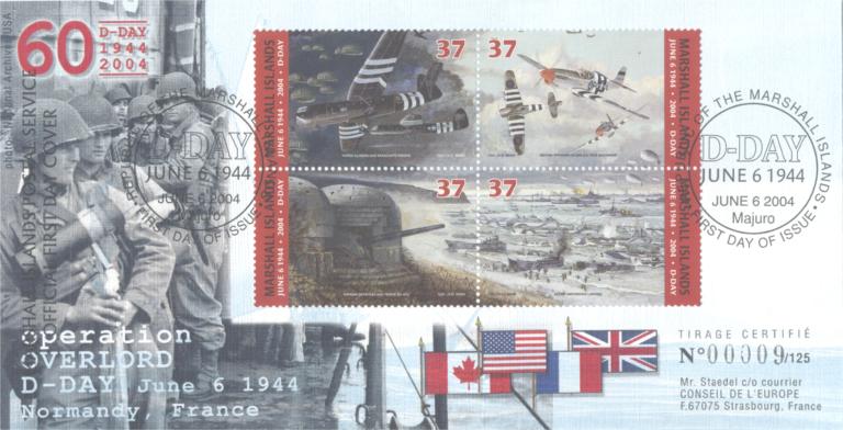 46 -  Les oprations terrestres : les soldats amricains prts  prendre position dans les pniches de dbarquement