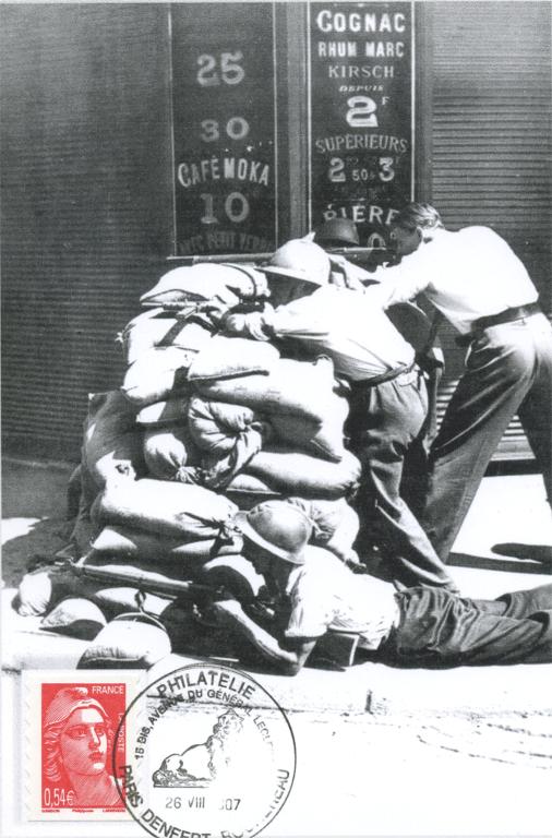 27 - Des barricades improvises barrent les rues de la capitale 19