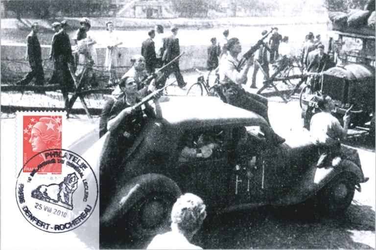 08 -  Les insurgs en armes circulent en voiture dans les rues de la capitale 2