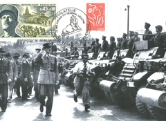 94 -  Le Gnral de Gaulle salue la 2me DB 2